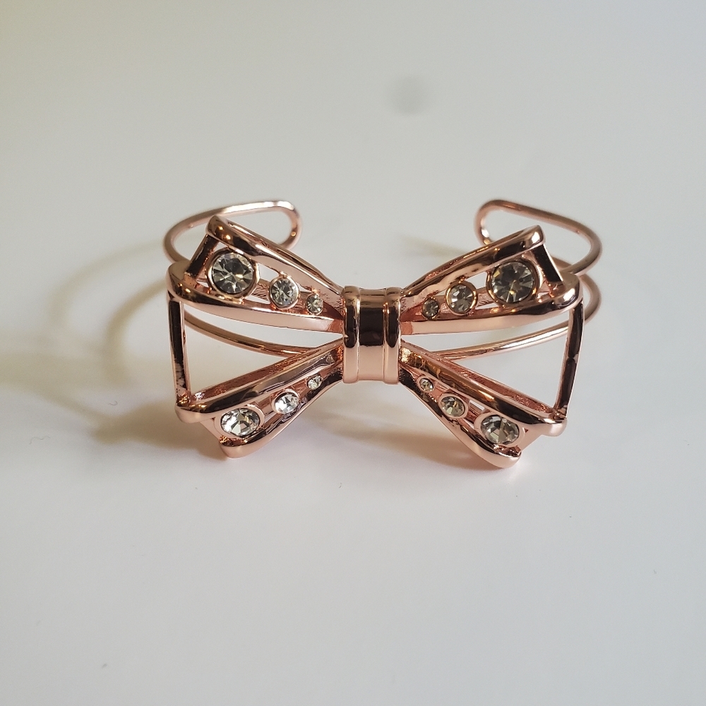 Ted Baker Swarovski Crystal Rose Gold Josz Geometric Bow Cuff